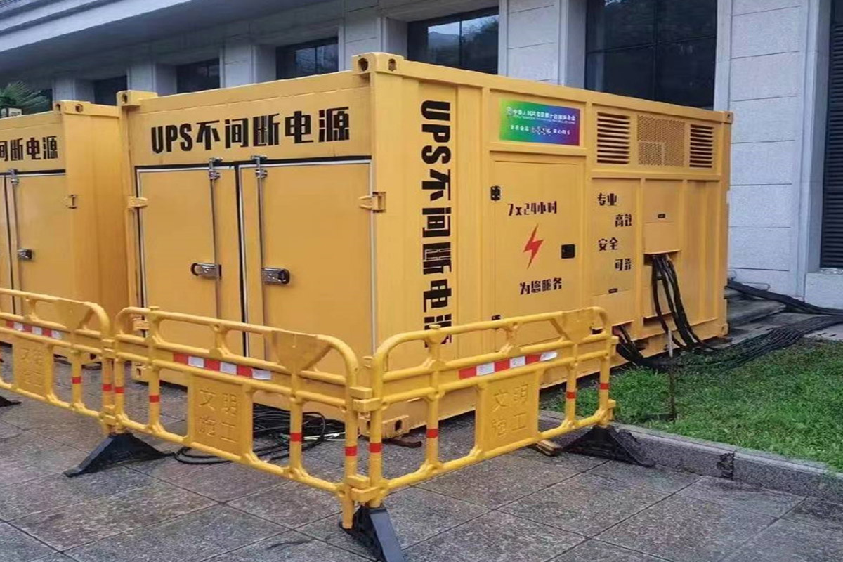 云霄发电机租赁施工现场